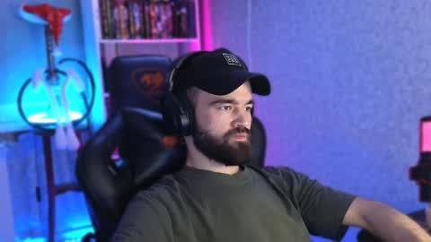 Ask me online show from February 13, 2025, 6:59 pm