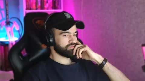 Ask me online show from February 16, 2025, 7:49 pm