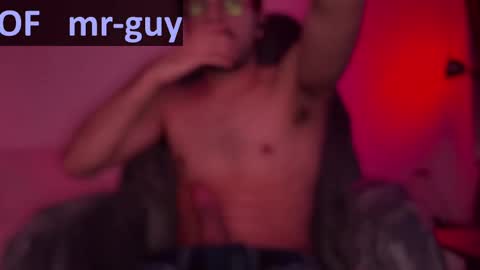 Snapshot of _mrguy_ chatting on March 5, 2025, 8:21 am _mrguy_ online show from March 5, 2025, 8:21 am