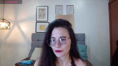_naomi_s online show from March 25, 2026, 1:39 pm