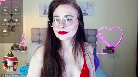 Snapshot of _naomi_s chatting on June 19, 2026, 1:26 pm _naomi_s online show from June 19, 2026, 1:26 pm