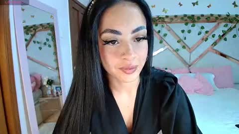 Natasha Rodriguez independent model online show from September 12, 2025, 2:33 am