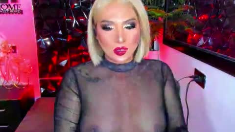 Snapshot of _natashacooper_ chatting on April 5, 2026, 6:38 pm _natashacooper_ online show from April 5, 2026, 6:38 pm