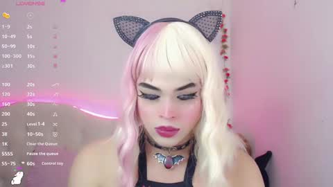 _natsuki online show from December 14, 2024, 5:51 am