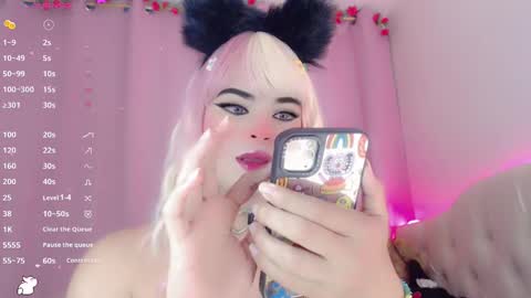 _natsuki online show from January 5, 2025, 2:49 am