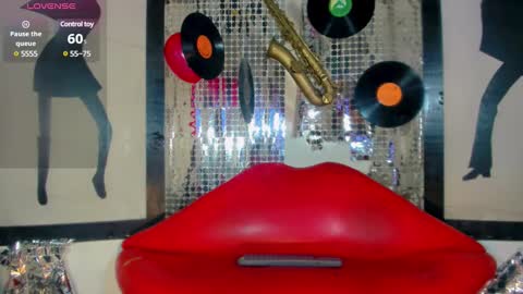 Snapshot of _nickyminach chatting on February 17, 2025, 10:47 pm Nicky Please help me with your thumbs up its importan online show from February 17, 2025, 10:47 pm