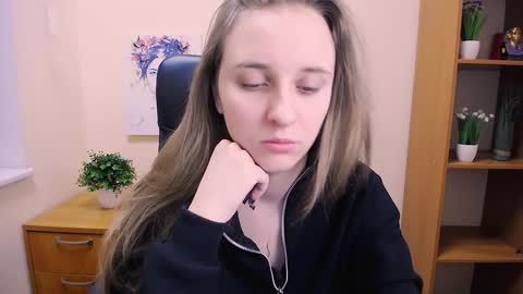 Nica online show from January 24, 2025, 7:19 am