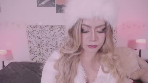 niiky online show from February 18, 2025, 11:55 am