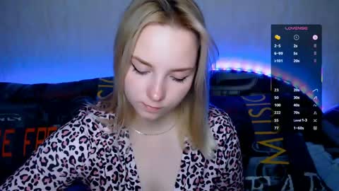 Snapshot of _pando4ka_ chatting on April 28, 2026, 7:08 pm pando4ka online show from April 28, 2026, 7:08 pm