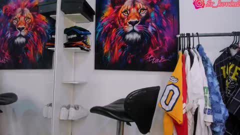 Kevin  online show from November 4, 2025, 11:09 am