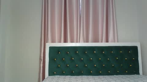 Snapshot of _pretty_savage chatting on April 3, 2026, 7:06 am savage online show from April 3, 2026, 7:06 am