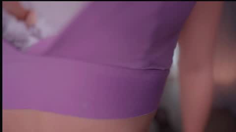 Eva online show from December 18, 2025, 9:32 pm