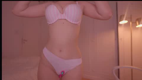 Eva online show from April 21, 2026, 11:40 pm