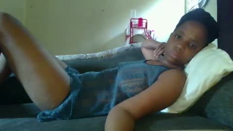 Snapshot of _queen_s chatting on January 14, 2025, 8:09 am queen online show from January 14, 2025, 8:09 am