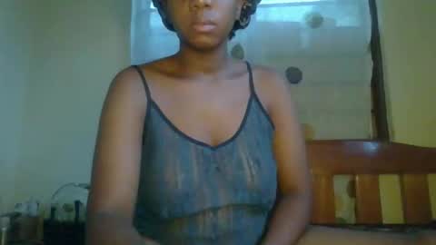 Snapshot of _queen_s chatting on March 8, 2026, 3:54 am queen online show from March 8, 2026, 3:54 am