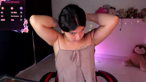 Stefany online show from May 19, 2026, 7:20 pm