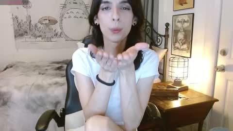 Raven online show from October 13, 2025, 11:16 pm