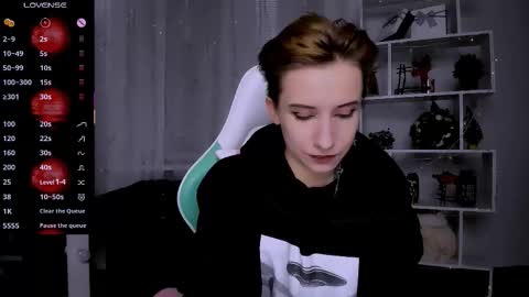 Snapshot of _rein_ramm chatting on February 5, 2026, 4:00 pm Rein online show from February 5, 2026, 4:00 pm