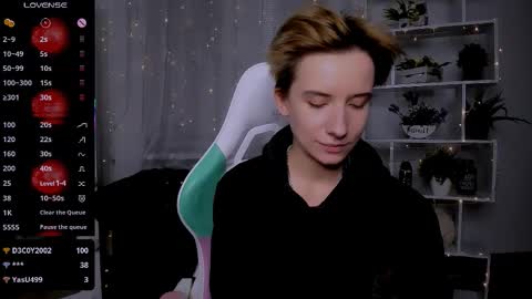 Snapshot of _rein_ramm chatting on February 11, 2026, 1:10 am Rein online show from February 11, 2026, 1:10 am