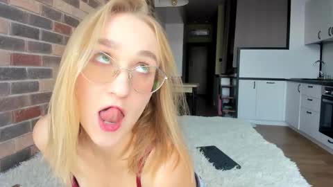 Snapshot of _ruby_kim chatting on November 5, 2025, 10:48 am Ruby online show from November 5, 2025, 10:48 am