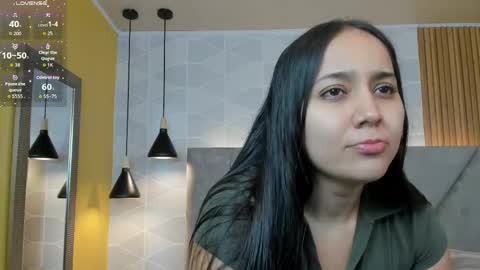 Antonella  online show from May 14, 2026, 12:01 pm