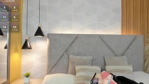 Antonella  online show from May 23, 2026, 12:31 pm