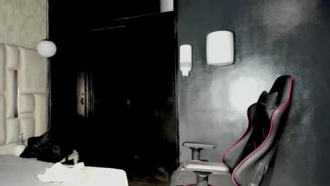 _sammy_ice online show from January 17, 2025, 5:00 am