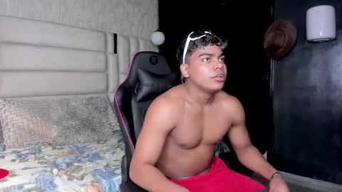 _sammy_ice online show from February 24, 2025, 3:23 am