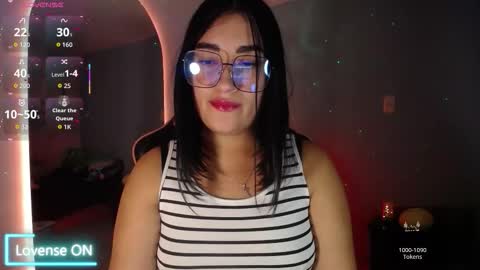 Snapshot of _santalove_ chatting on February 4, 2026, 11:42 pm SantaLove online show from February 4, 2026, 11:42 pm