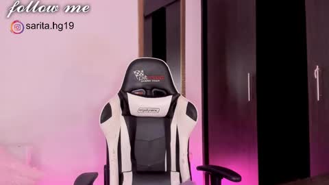 Snapshot of _sara_hernandez chatting on January 14, 2025, 1:15 am Sara intagram online show from January 14, 2025, 1:15 am