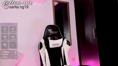 Snapshot of _sara_hernandez chatting on February 13, 2025, 8:03 pm Sara intagram online show from February 13, 2025, 8:03 pm