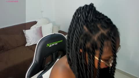 Ms. JONES  online show from January 25, 2025, 12:47 pm