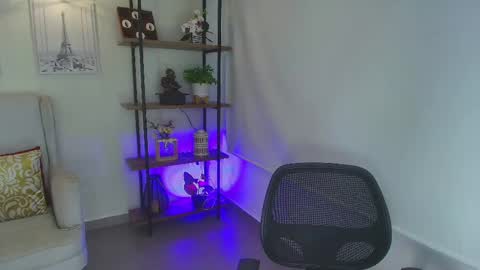 Sassy Girl online show from April 16, 2026, 6:52 pm