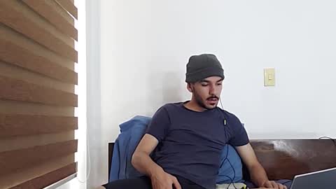 Snapshot of _sebas69 chatting on February 9, 2026, 7:07 pm _sebas69 online show from February 9, 2026, 7:07 pm