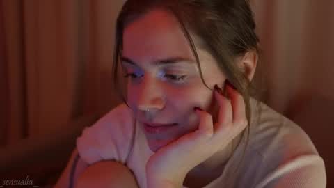 Lia online show from January 5, 2026, 8:23 pm