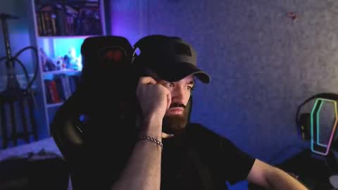 Ask me online show from March 10, 2026, 4:06 am