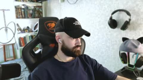 Snapshot of _serious_man chatting on April 21, 2026, 11:38 am Ask me online show from April 21, 2026, 11:38 am
