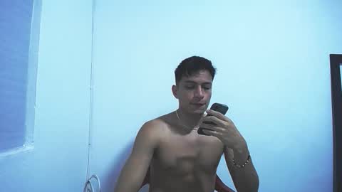 Juan Pablo-independent model online show from December 17, 2025, 4:07 am