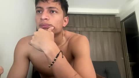 Juan Pablo-independent model online show from February 1, 2026, 5:44 pm