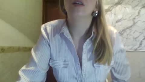  SexyXSveta  online show from February 1, 2026, 3:16 am