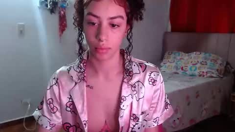 Snapshot of _shanellxxx chatting on June 8, 2026, 8:20 pm _shanellxxx online show from June 8, 2026, 8:20 pm