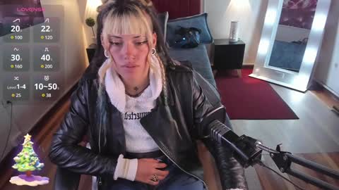 _sharlotte777 online show from January 14, 2025, 3:36 pm