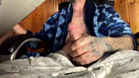 Shirogane online show from March 18, 2026, 12:25 am