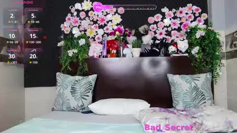 Snapshot of _skitlstrynka_ chatting on June 27, 2026, 10:20 am _skitlstrynka_ online show from June 27, 2026, 10:20 am