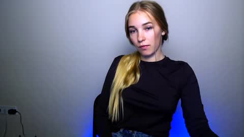 Snapshot of _snow_queen__ chatting on November 6, 2025, 7:15 pm Rachel online show from November 6, 2025, 7:15 pm