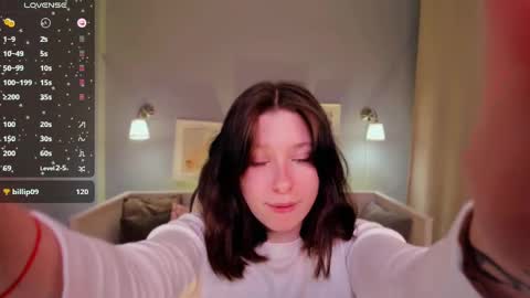 Snapshot of _sofi_spark chatting on March 9, 2025, 10:08 am Sofi Follow me online show from March 9, 2025, 10:08 am
