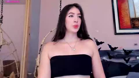    640  200   online show from November 2, 2025, 5:37 pm