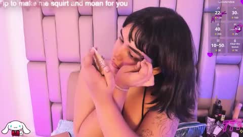 Snapshot of _sowy_venus_ chatting on March 18, 2026, 11:13 am V E N U S online show from March 18, 2026, 11:13 am