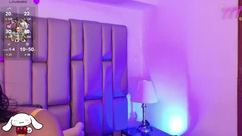 Snapshot of _sowy_venus_ chatting on April 7, 2026, 11:21 am V E N U S online show from April 7, 2026, 11:21 am