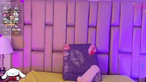 Snapshot of _sowy_venus_ chatting on April 8, 2026, 12:16 pm V E N U S online show from April 8, 2026, 12:16 pm